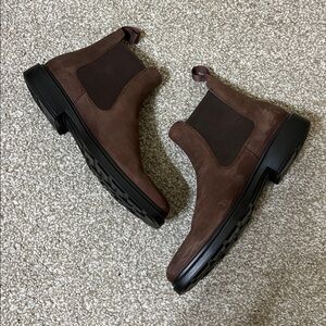 Ecco Helsinki 2.0 Chelsea Boot Potting Soil Brown Leather Men’s 44 NEW